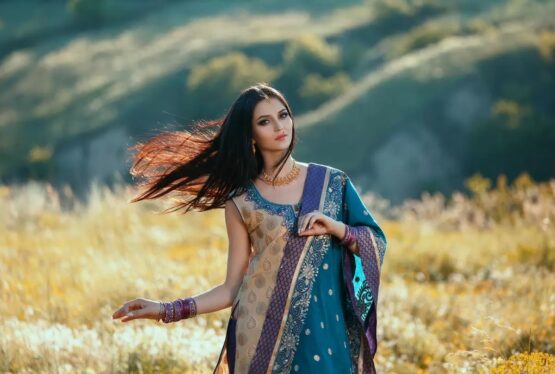 Fashion is an old idea of India. It is essentially as different as the way of life and custom of India and is accepted to be changing with the time and patterns. All the more so on the grounds that, India has the impact of western imperialism, unfamiliar dealers, Islamic and Greek attack. Indian fashion […]
